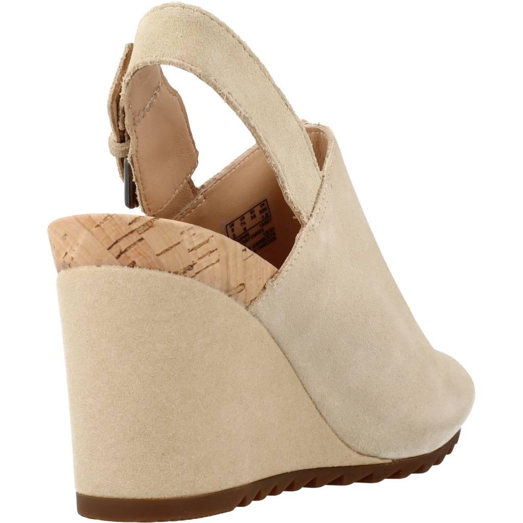 CLARKS FLEX STITCH en color BEIS (3)