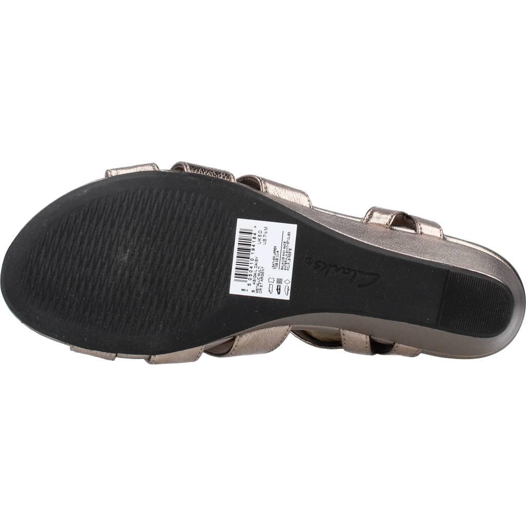 CLARKS ABIGAIL DAISY en color PLATA (6)