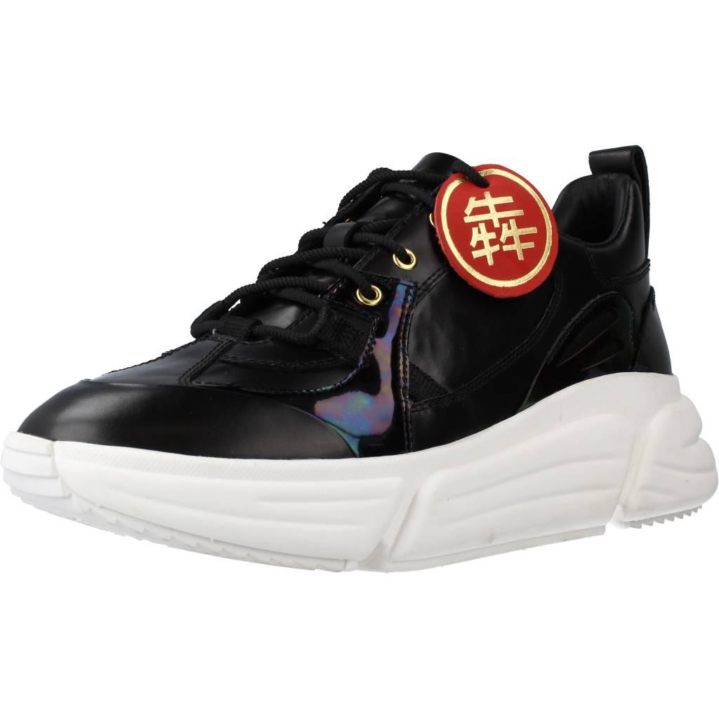 CLARKS TRICOMET LACE en color NEGRO (1)