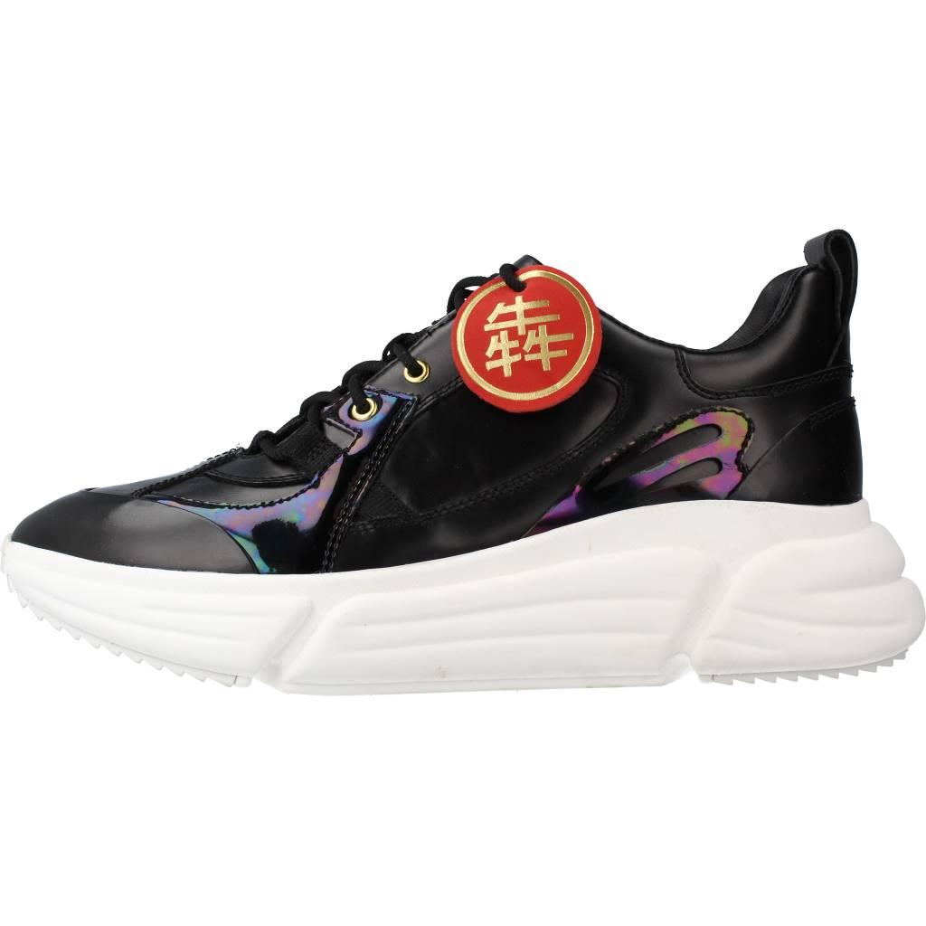CLARKS TRICOMET LACE en color NEGRO (2)