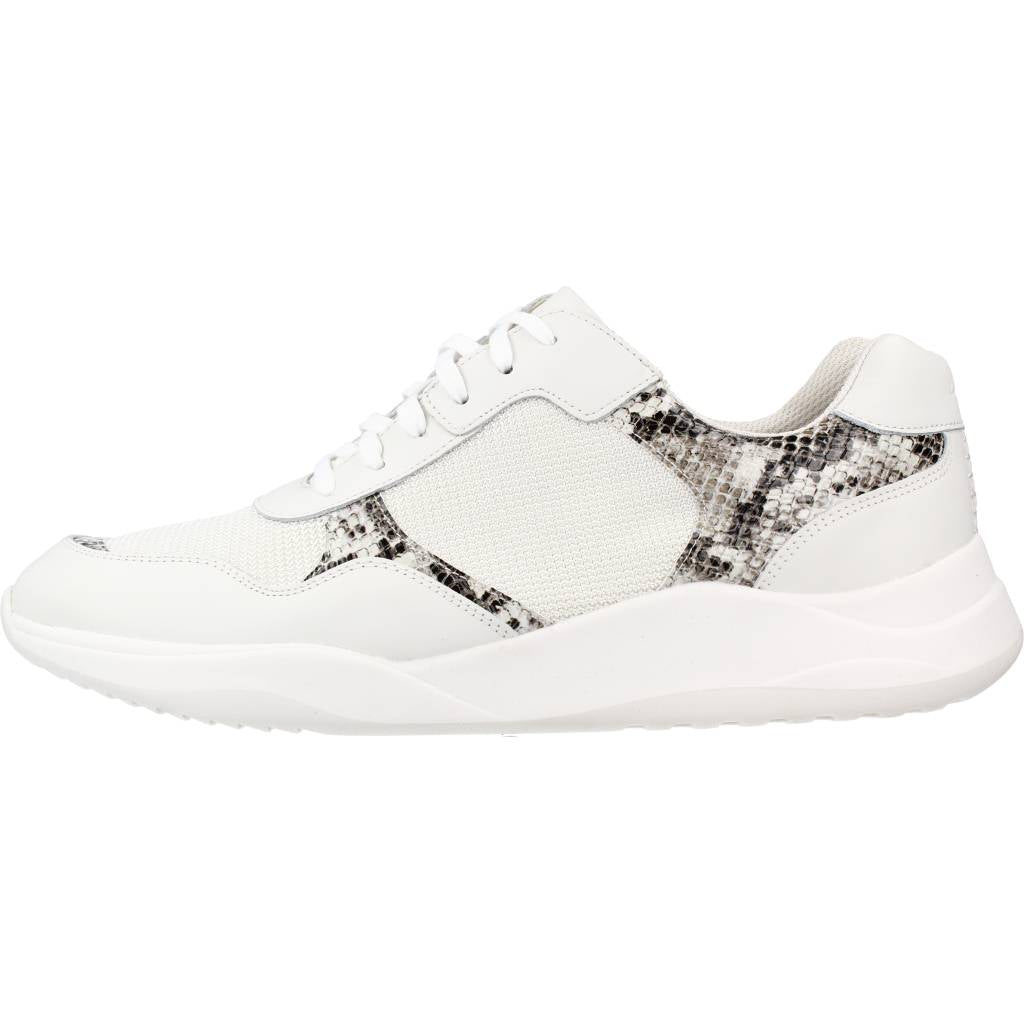 CLARKS SIFT LACE en color BLANCO (2)