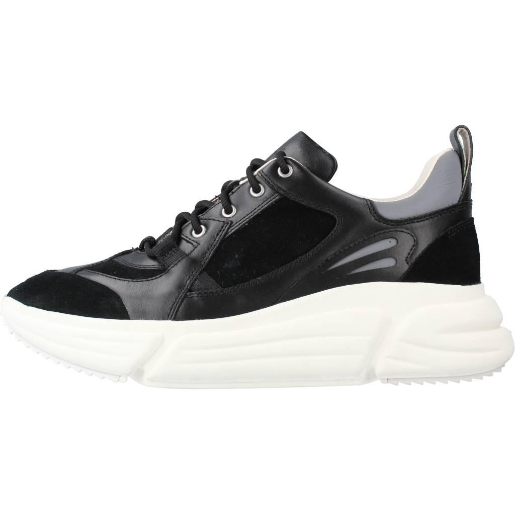 CLARKS TRICOMET LACE en color NEGRO (2)