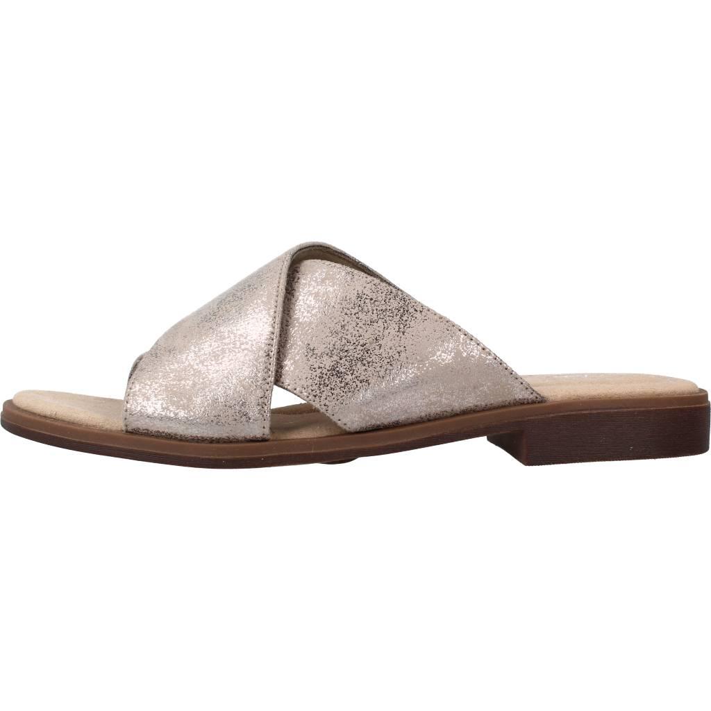 CLARKS DECLAN IVY en color BRONCE (2)