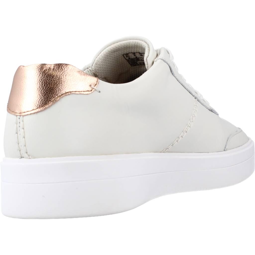 CLARKS HERO WALK en color BLANCO (3)