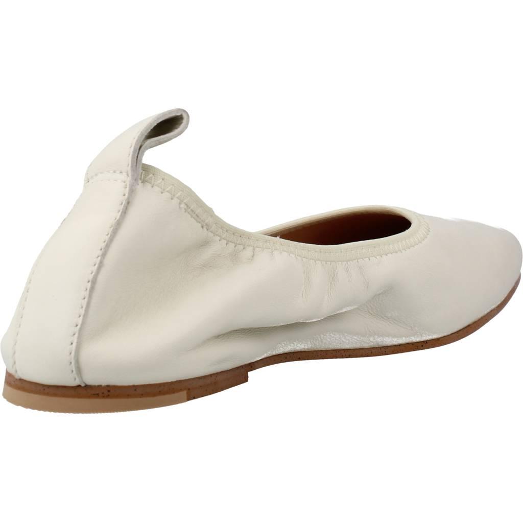 CLARKS PURE BALLET en color BLANCO (3)