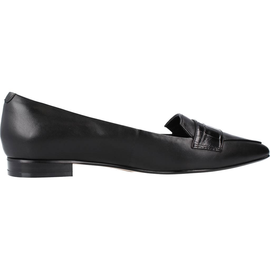CLARKS LAINALOAFER en color NEGRO (4)