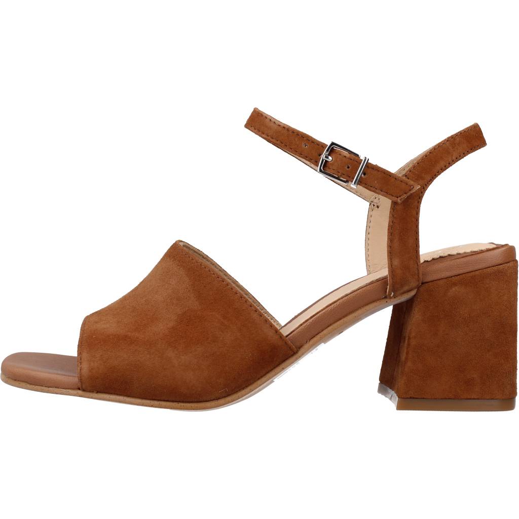 CLARKS SHEER BLOCK en color MARRON CLARO (2)
