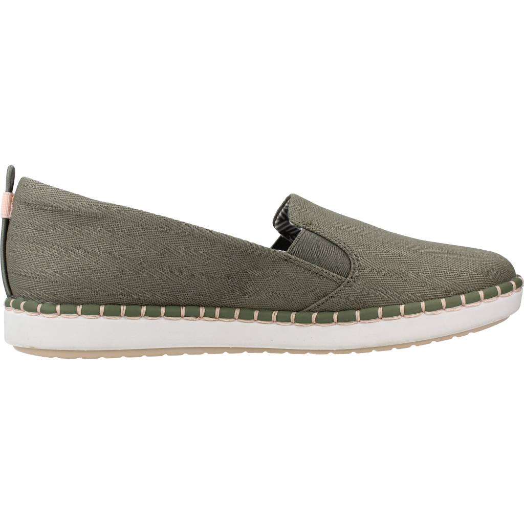 CLARKS STEP GLOW SLIP en color VERDE (4)