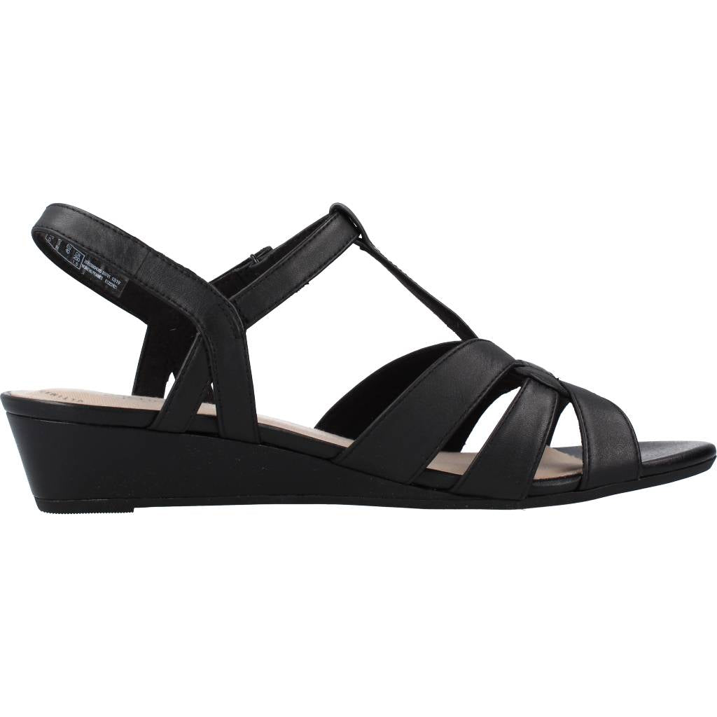CLARKS ABIGAIL DAISY en color NEGRO (4)
