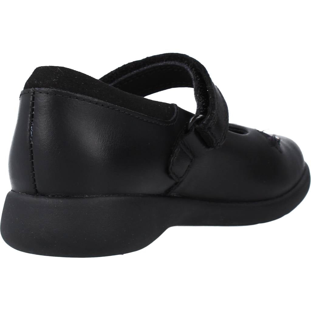 CLARKS ETCH BRIGHT K en color NEGRO (3)