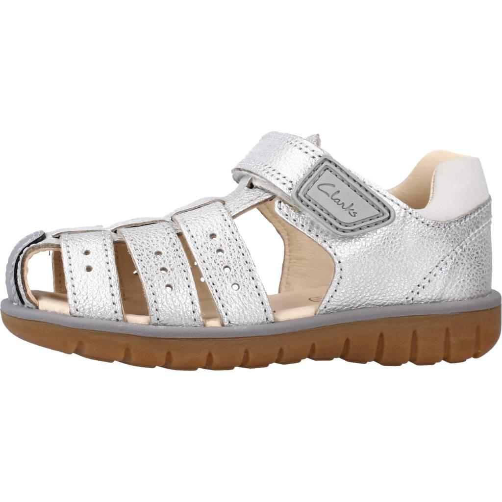 CLARKS ROAM BAY T en color PLATA (2)