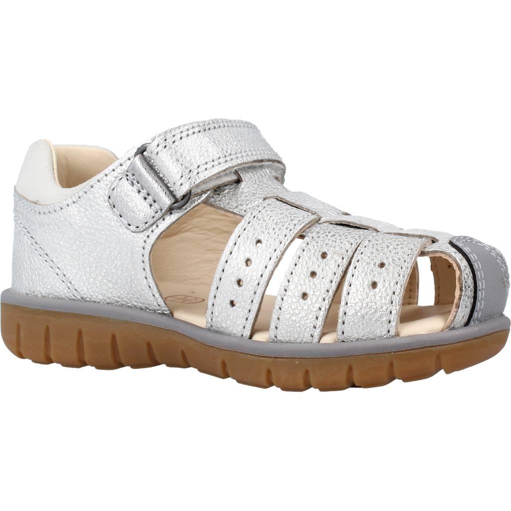 CLARKS ROAM BAY T en color PLATA (5)