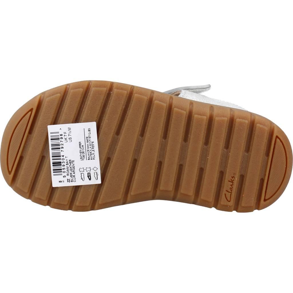 CLARKS ROAM BAY T en color PLATA (6)
