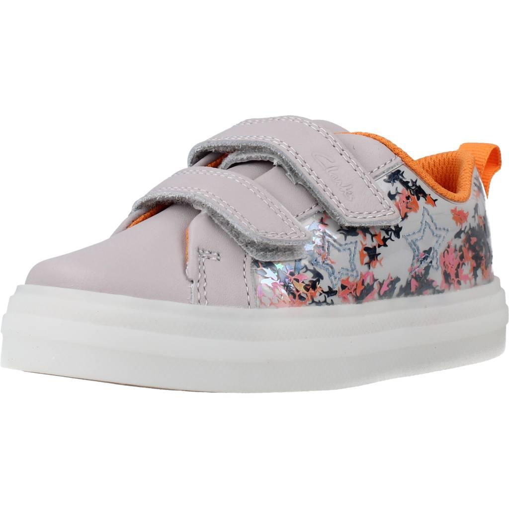 CLARKS NOVA SCALE T en color GRIS (1)