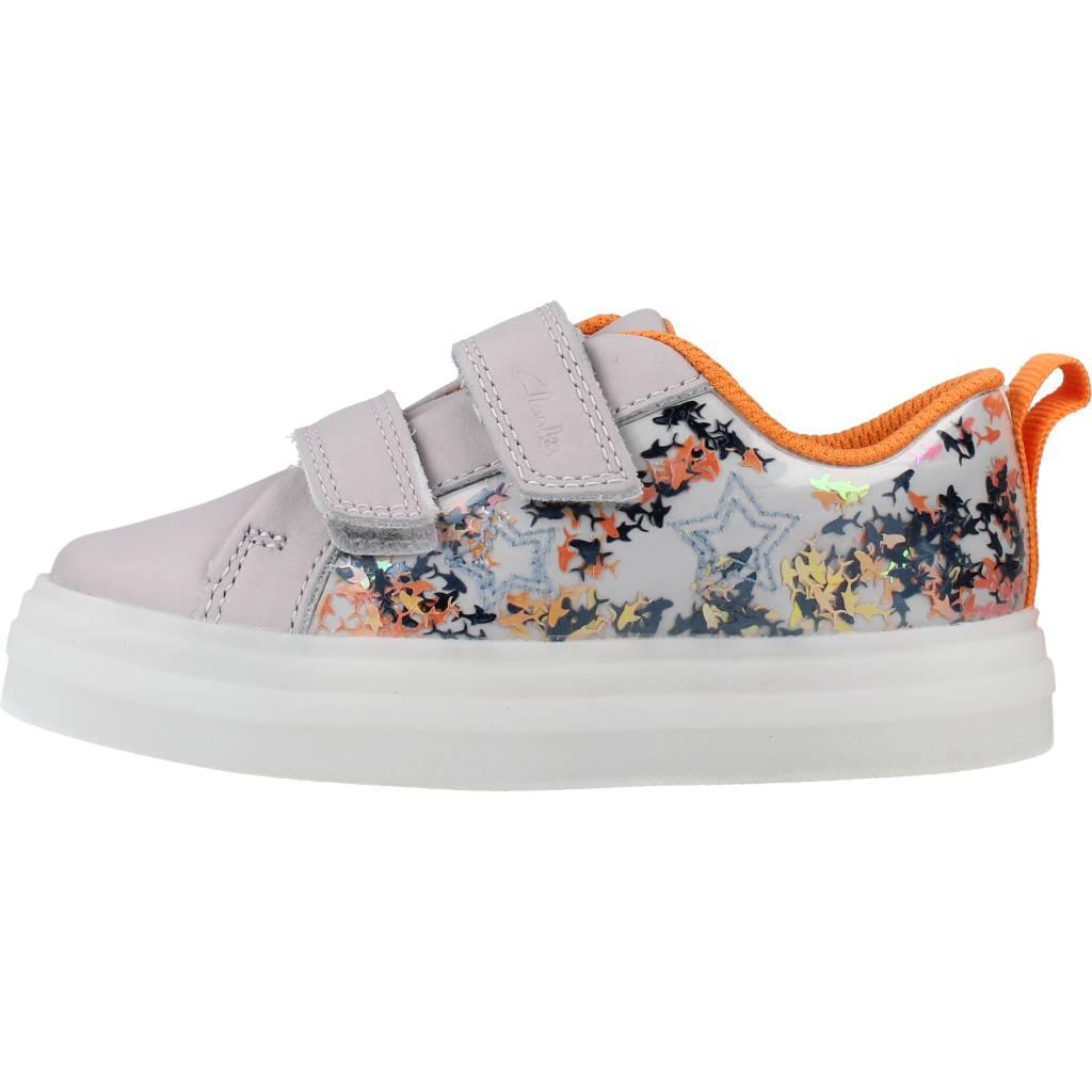 CLARKS NOVA SCALE T en color GRIS (2)