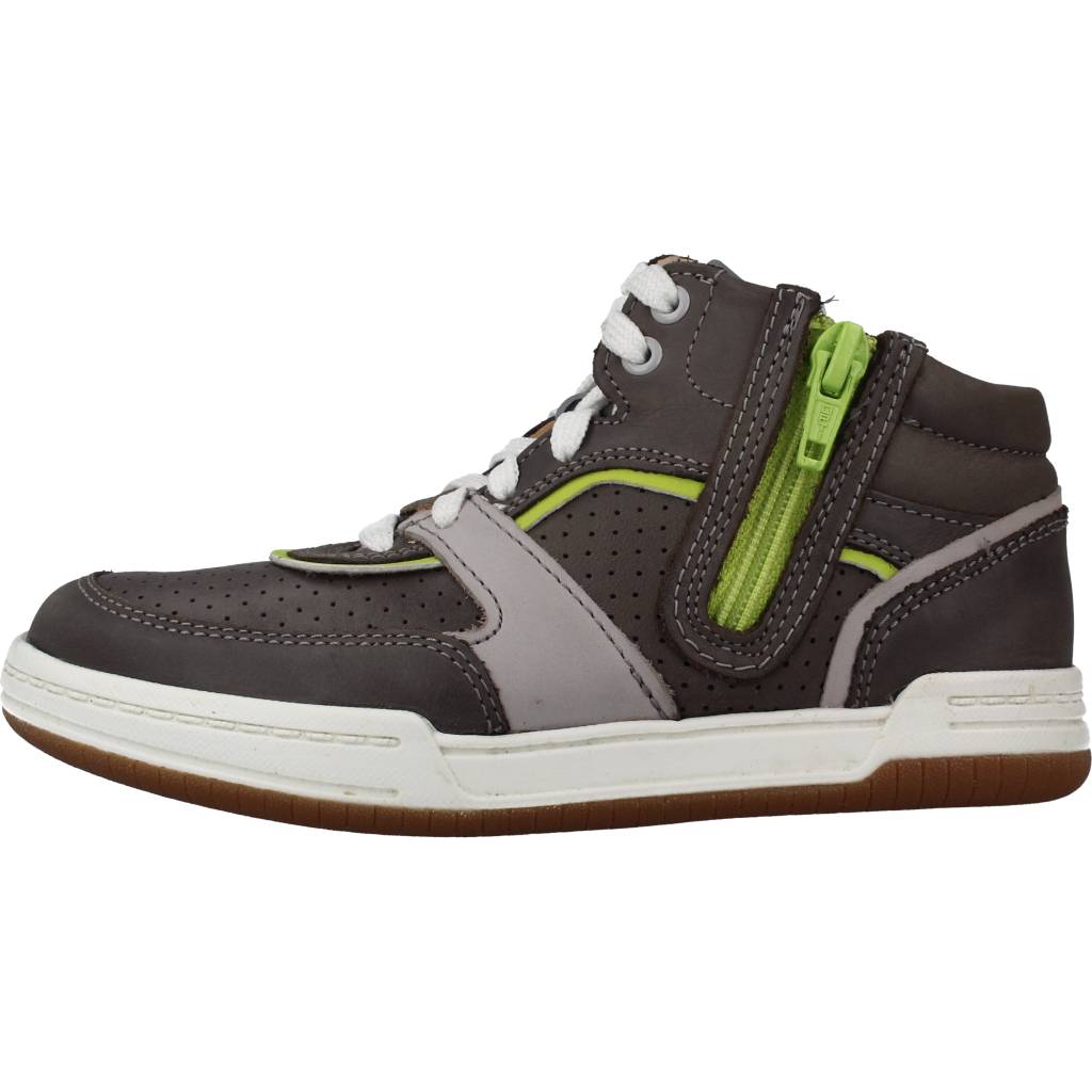 CLARKS FAWN PEAK K en color GRIS (2)