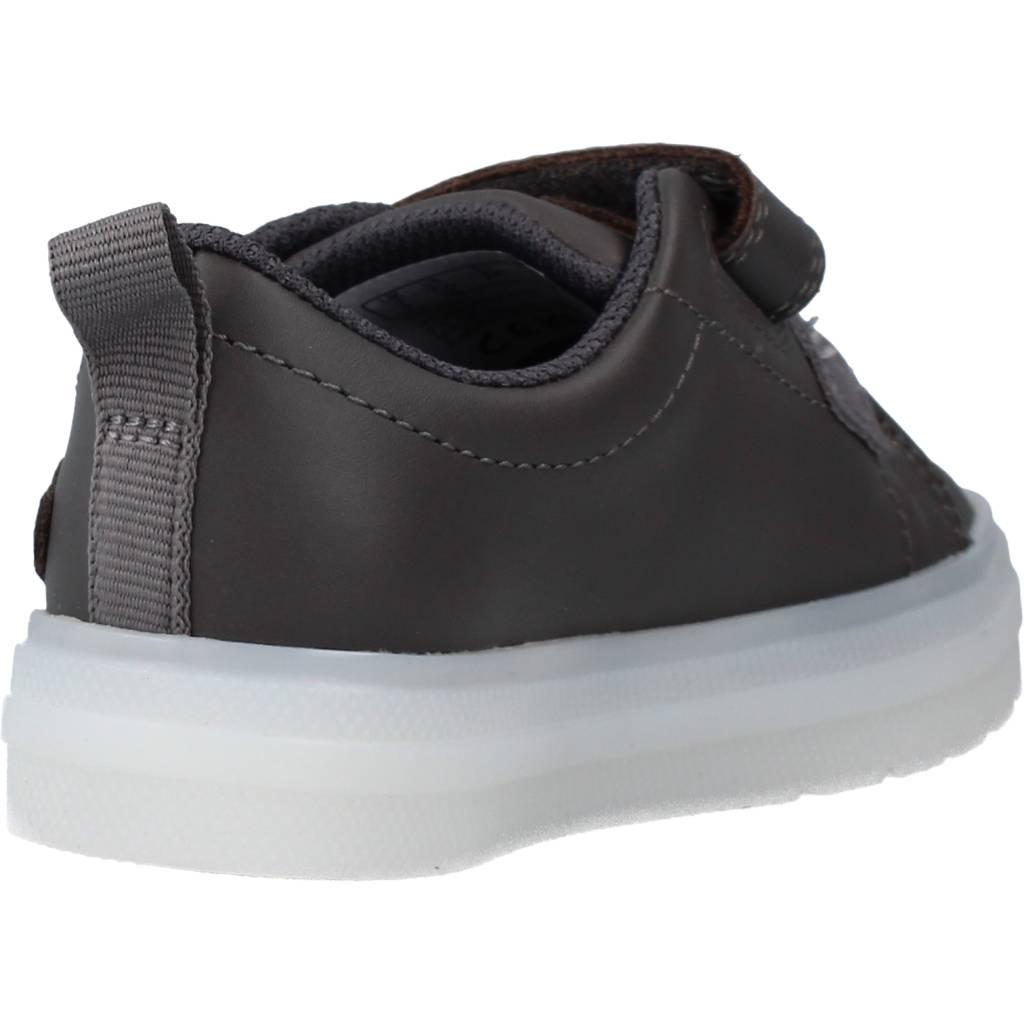 CLARKS FLARE BUG T en color GRIS (3)