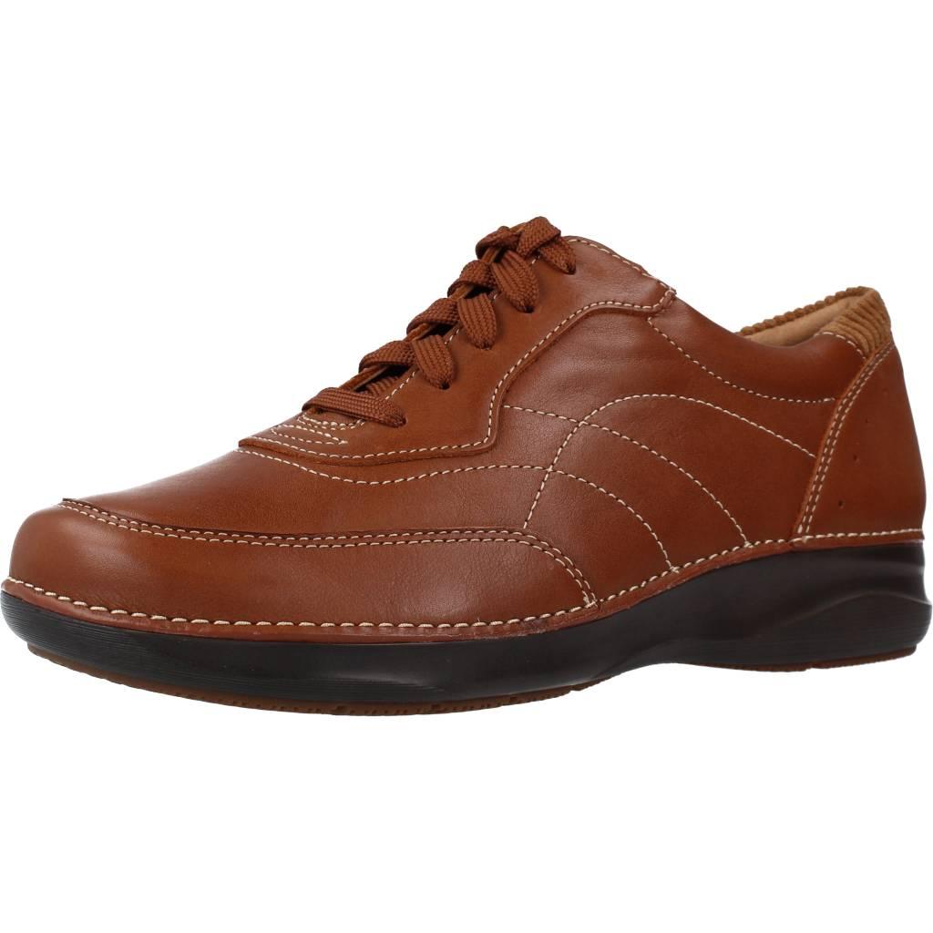 CLARKS APPLEY TIE en color MARRON (1)
