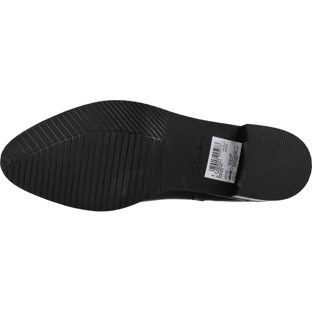 CLARKS POISE FREYA en color NEGRO (6)
