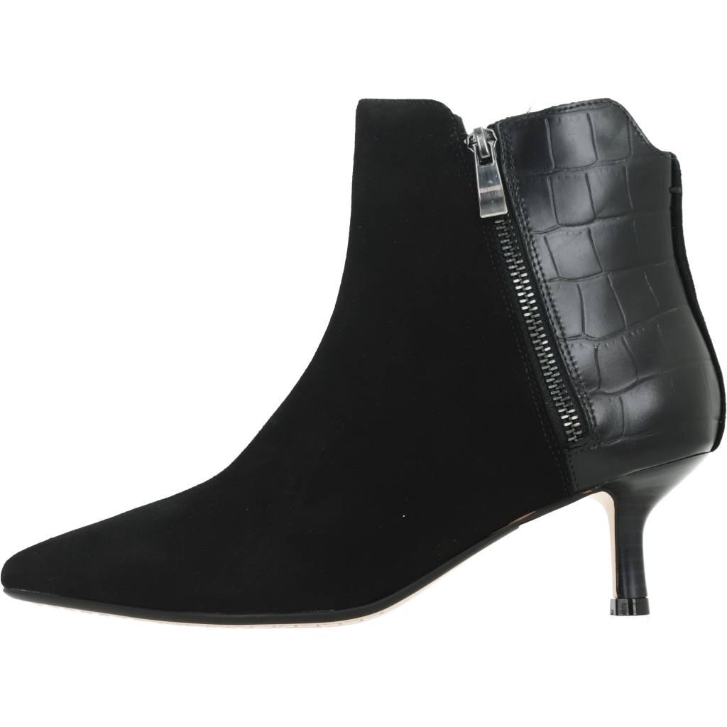 CLARKS VIOLET ZIP en color NEGRO (2)