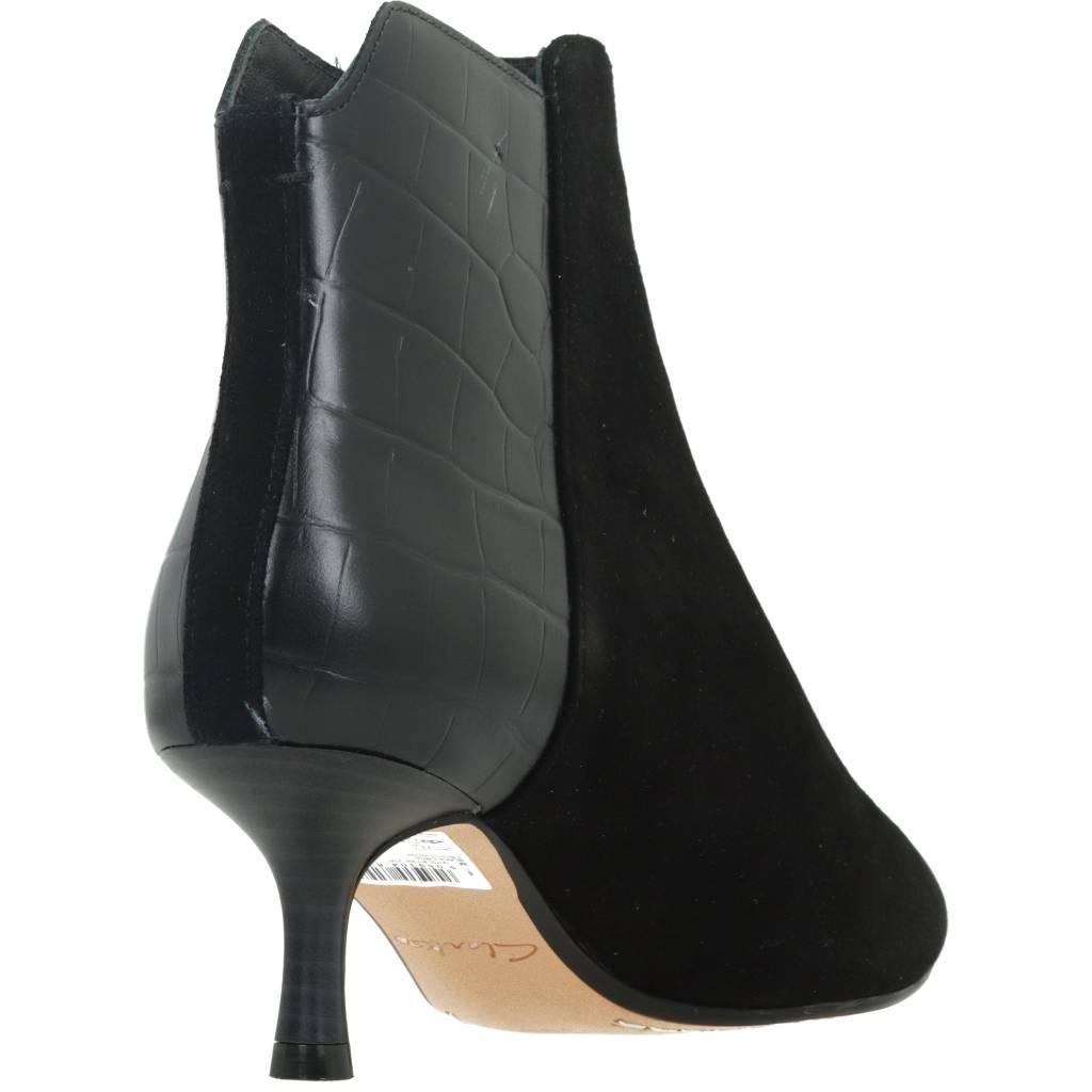 CLARKS VIOLET ZIP en color NEGRO (3)