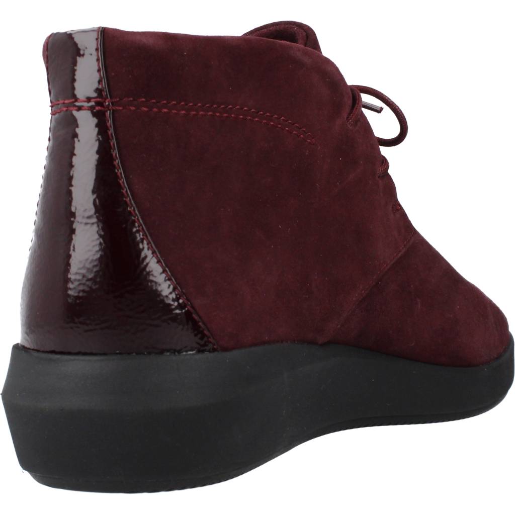 CLARKS TAWNIA LACE en color BURDEOS (3)