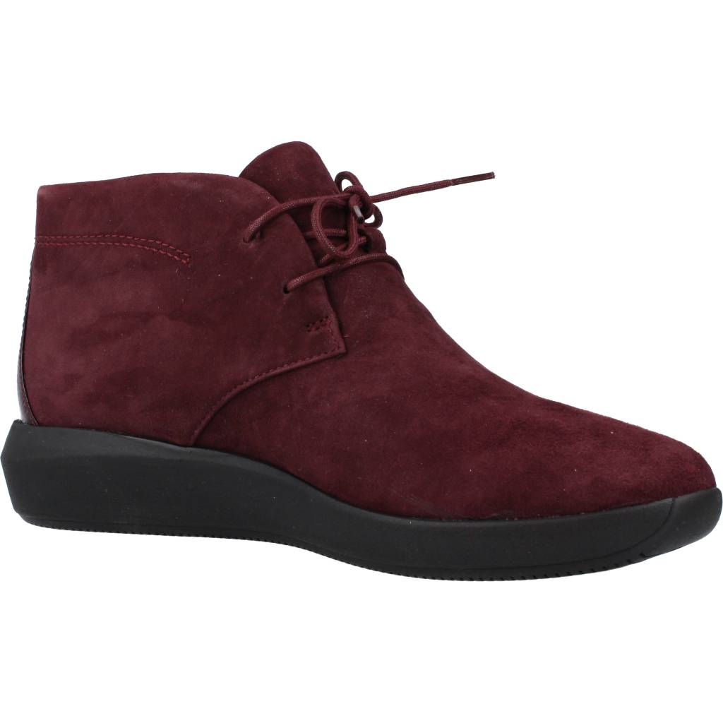 CLARKS TAWNIA LACE en color BURDEOS (5)