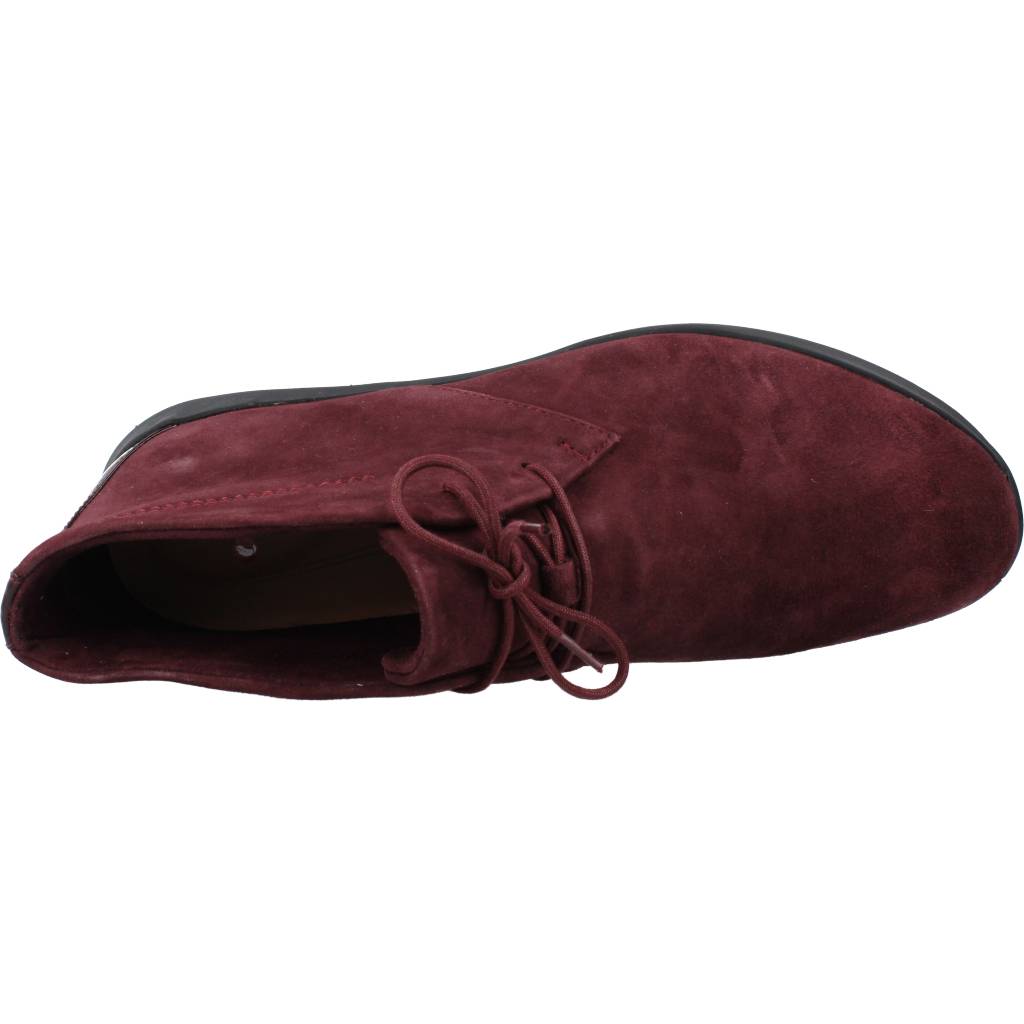 CLARKS TAWNIA LACE en color BURDEOS (7)