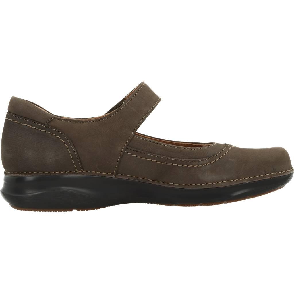 CLARKS APPLEY WALK en color MARRON (4)