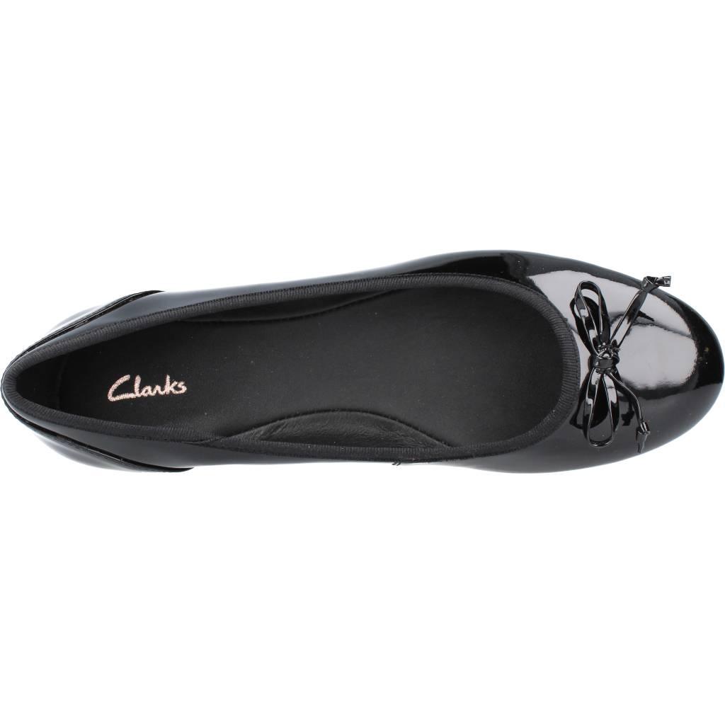 CLARKS PATALE PUMP en color NEGRO (7)