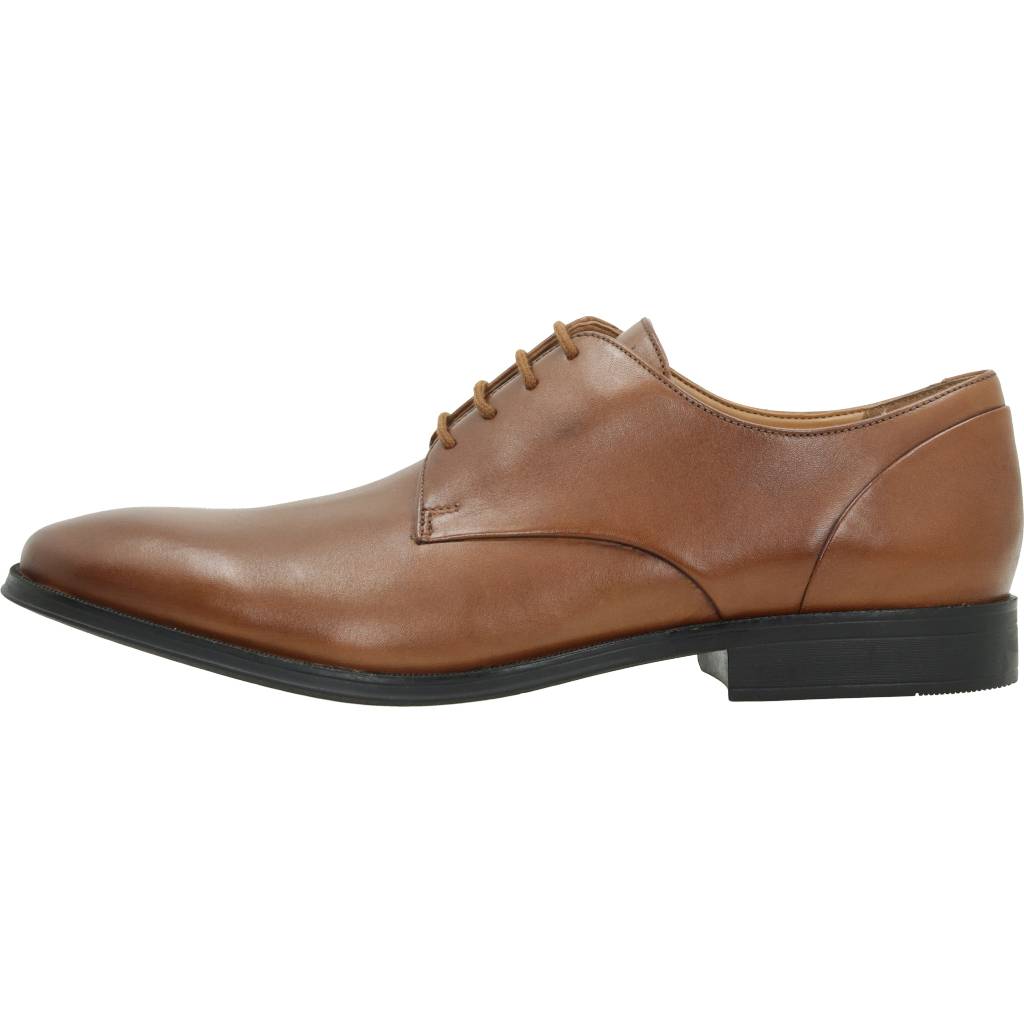 CLARKS GILMAN PLAIN en color MARRON (2)
