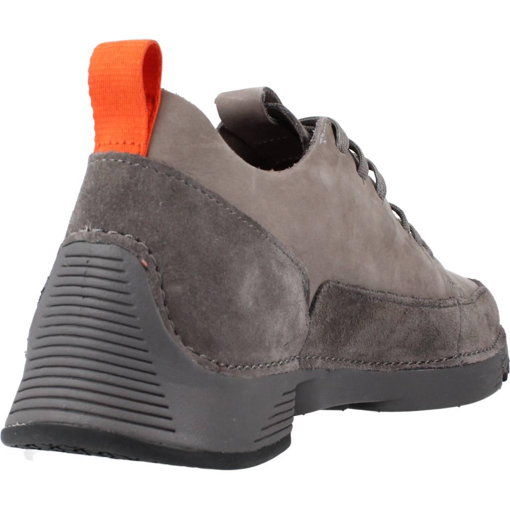 CLARKS TRI SPARK en color GRIS (3)