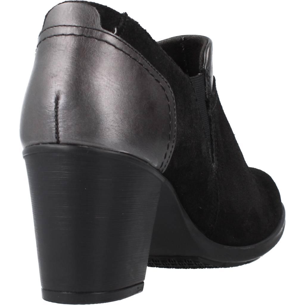 CLARKS DIANE MID en color NEGRO (3)
