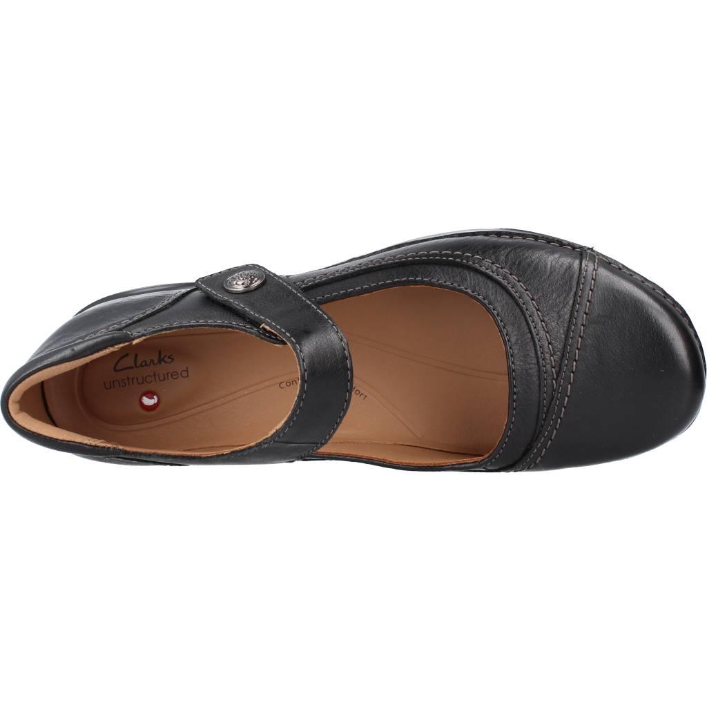 CLARKS APPLEY WALK en color NEGRO (7)