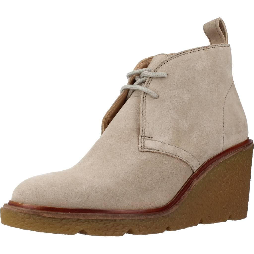 CLARKS en color BEIS (1)