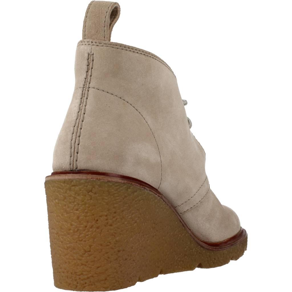 CLARKS en color BEIS (3)