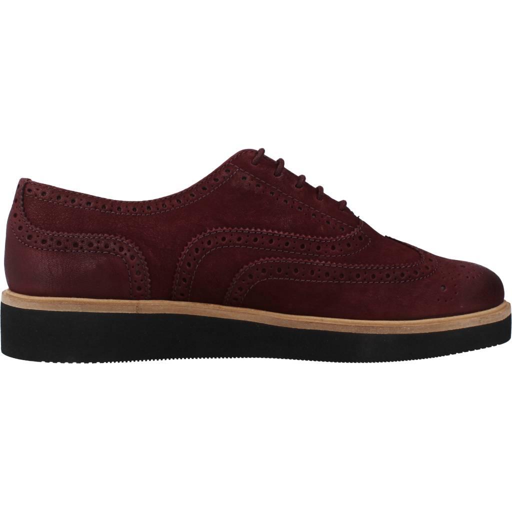 CLARKS BAILLE BROGUE en color BURDEOS (4)