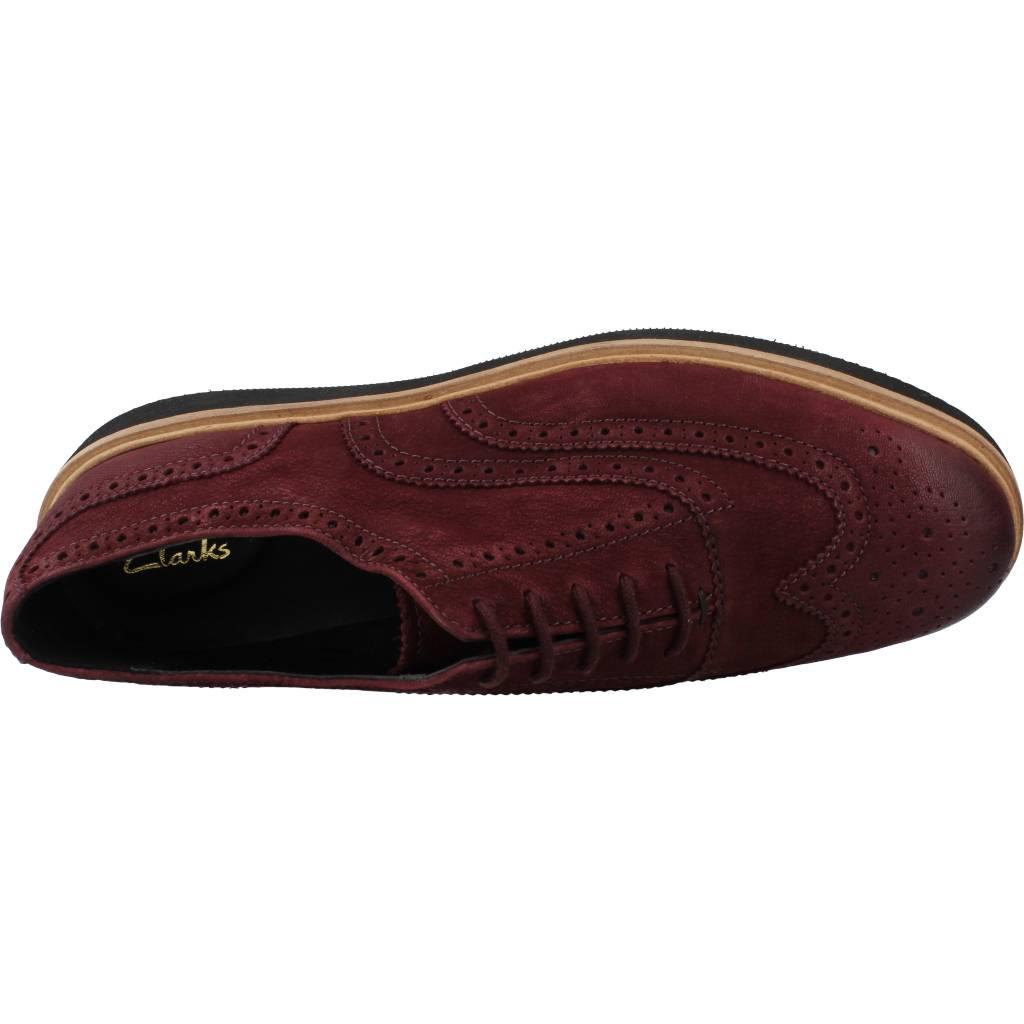 CLARKS BAILLE BROGUE en color BURDEOS (7)