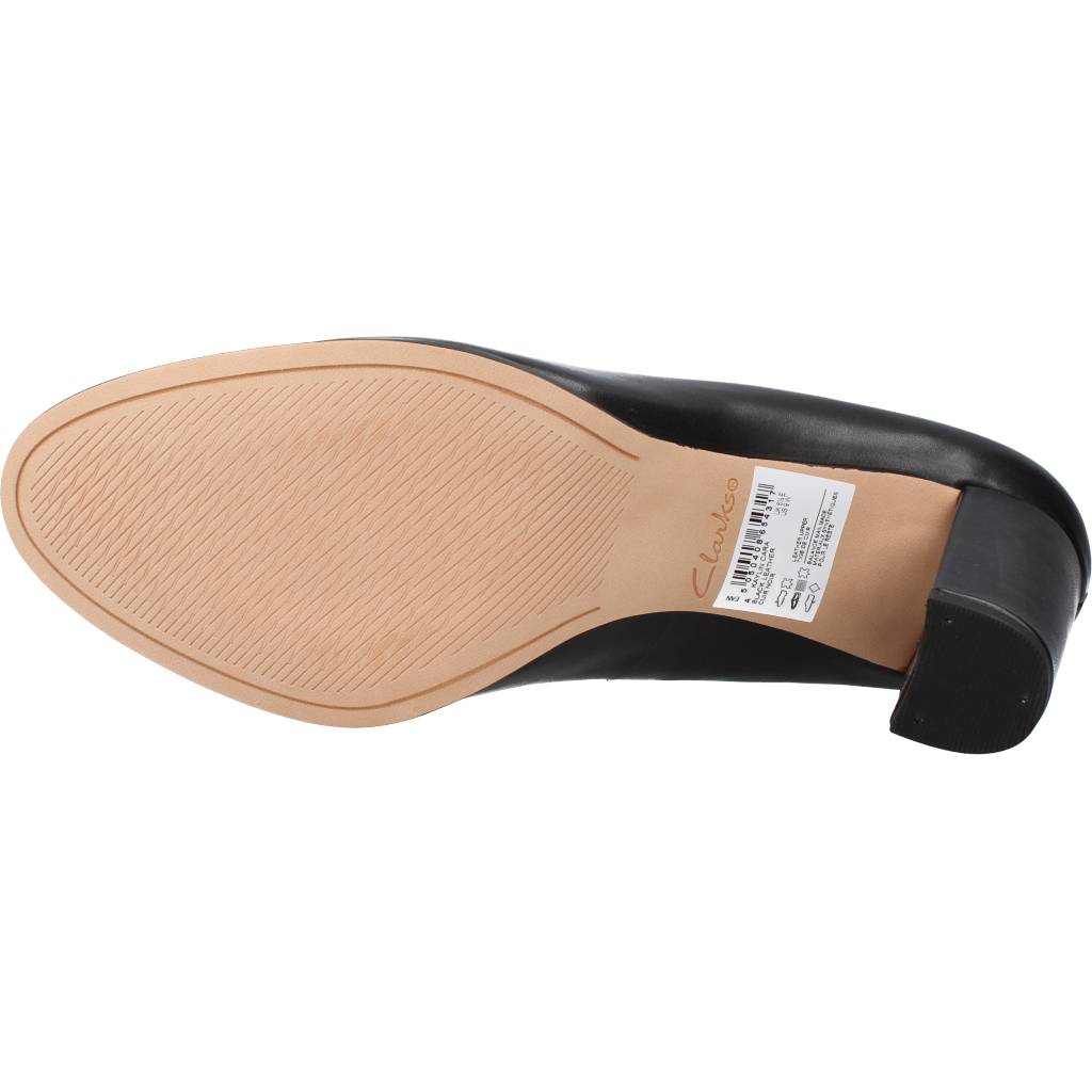 CLARKS KAYLIN CARA en color NEGRO (6)