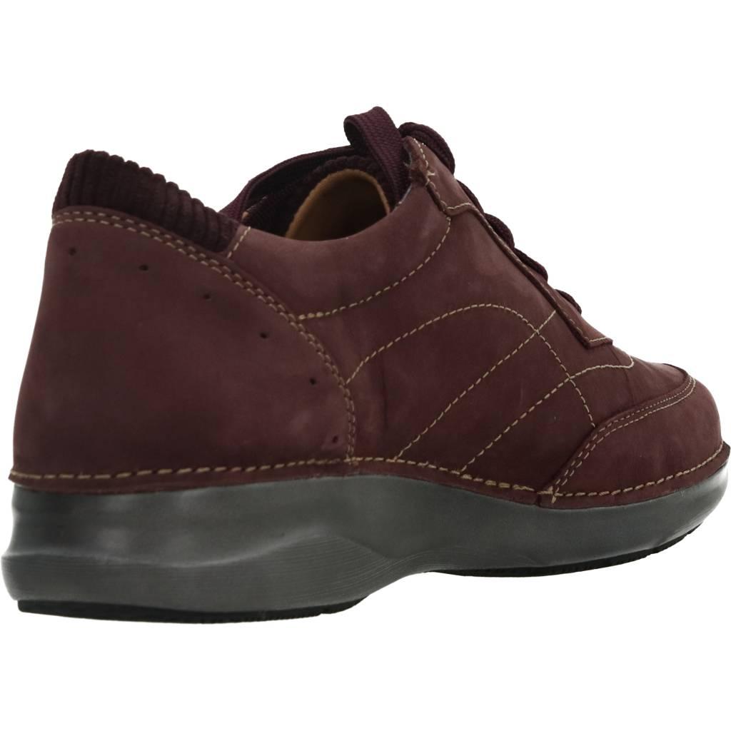 CLARKS APPLEY TIE en color BURDEOS (3)