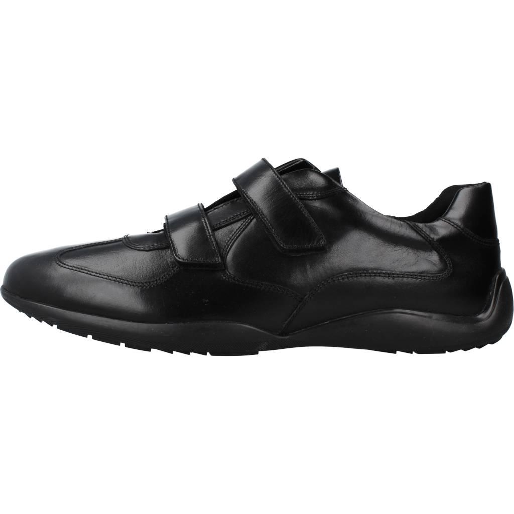 CLARKS KONRAD EASE en color NEGRO (2)