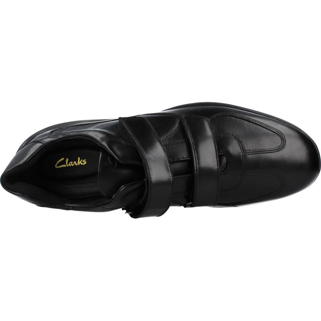 CLARKS KONRAD EASE en color NEGRO (7)