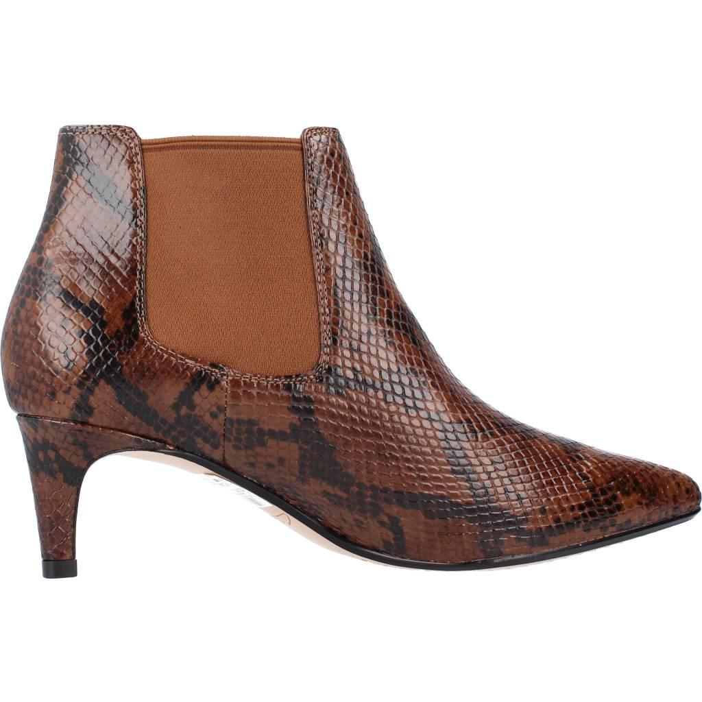 CLARKS LAINA BOOT en color ANIMAL PRINT (4)