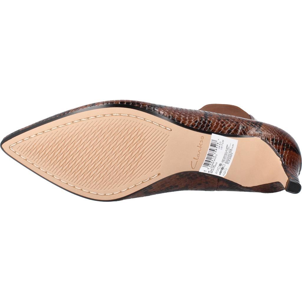 CLARKS LAINA BOOT en color ANIMAL PRINT (6)