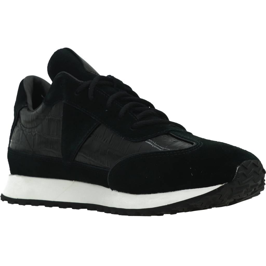 CLARKS RETRO RUN en color NEGRO (5)