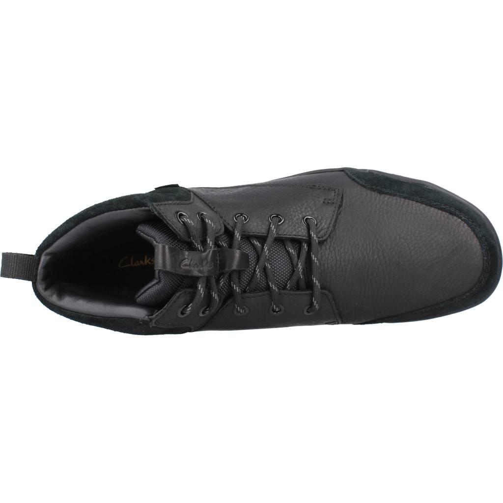 CLARKS ASHCOMBE HI GTX en color NEGRO (7)