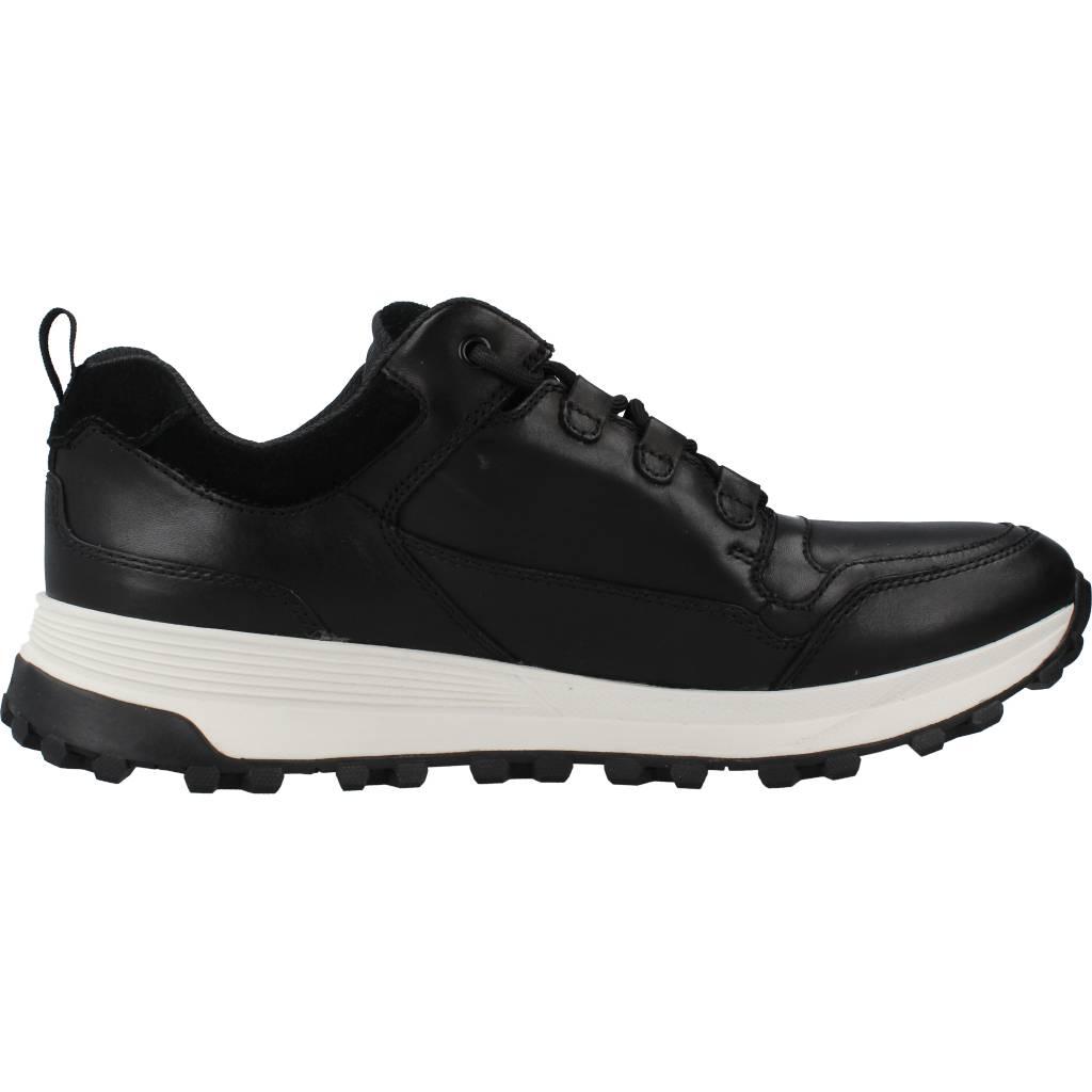 CLARKS ATL TREK LO en color NEGRO (4)