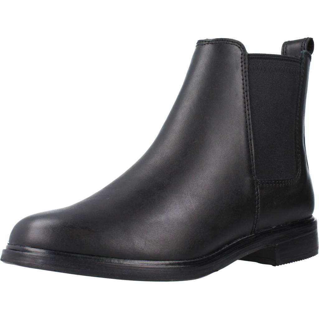 CLARKS CLARKDALE ARLO en color NEGRO (1)