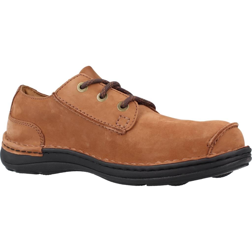 CLARKS NATURE RAMBLE en color MARRON CLARO (5)