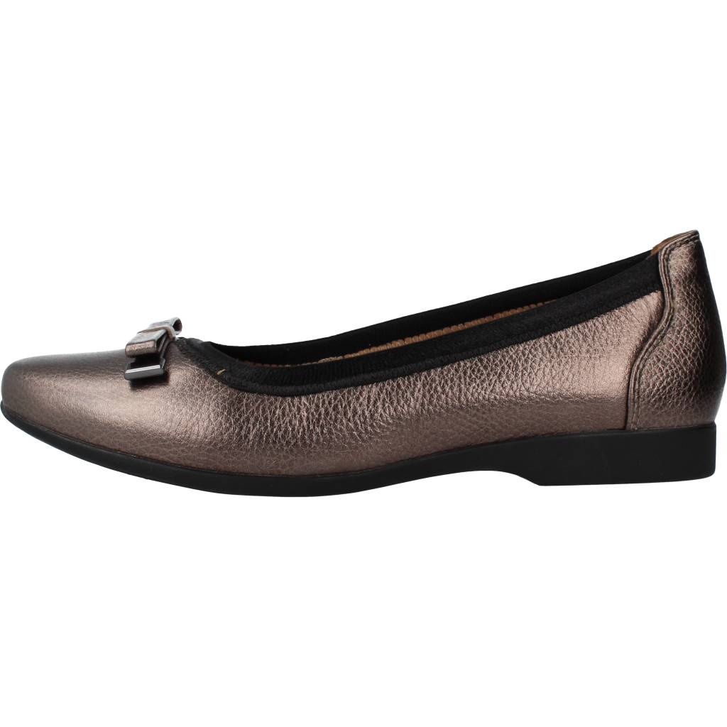 CLARKS UN DARCEY BOW en color BRONCE (2)